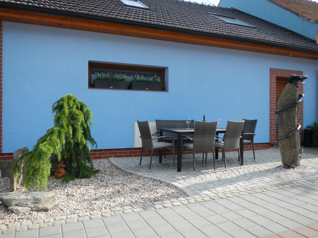 Penzion U Hada Velké Pavlovice Exterior foto